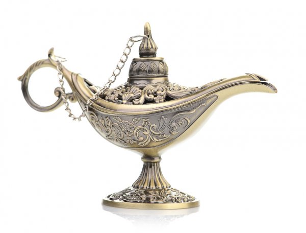 depositphotos_42285939-stock-photo-aladdin-magic-lamp.jpg