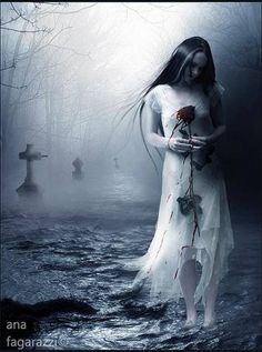 f4ac1bbec463efc7650f5ed40b74758c--gothic-art-gothic-beauty.jpg