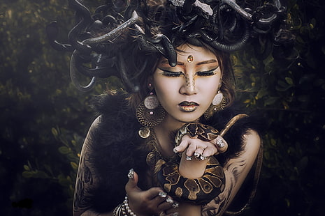 medusa-asian-women-snake-wallpaper-thumb.jpg