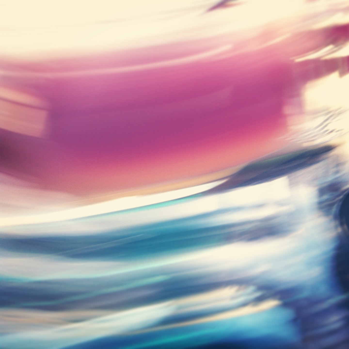 nobody-reflection-light-blur-colorful-abstract-motion-blur-swirl-lines-streaks-distort-fusion-swipe_t20_zmOaWr.jpg