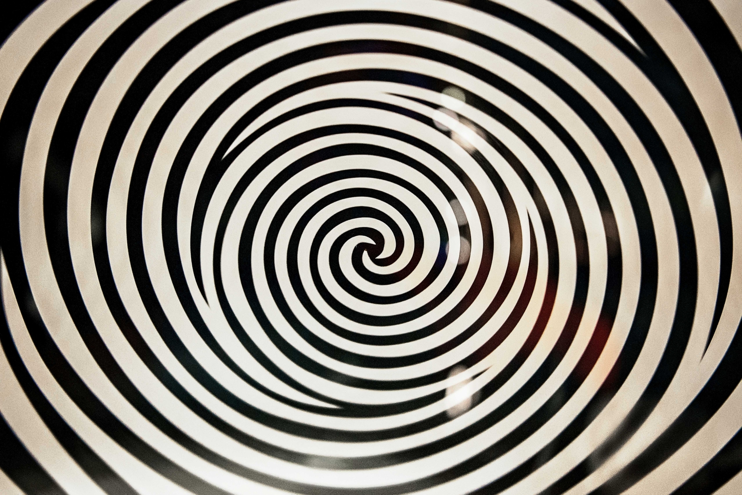 black-and-white-abstract-spiral-art-illusion-magic-stripe-dizzy-hypnosis_t20_4ly1Z8.jpg