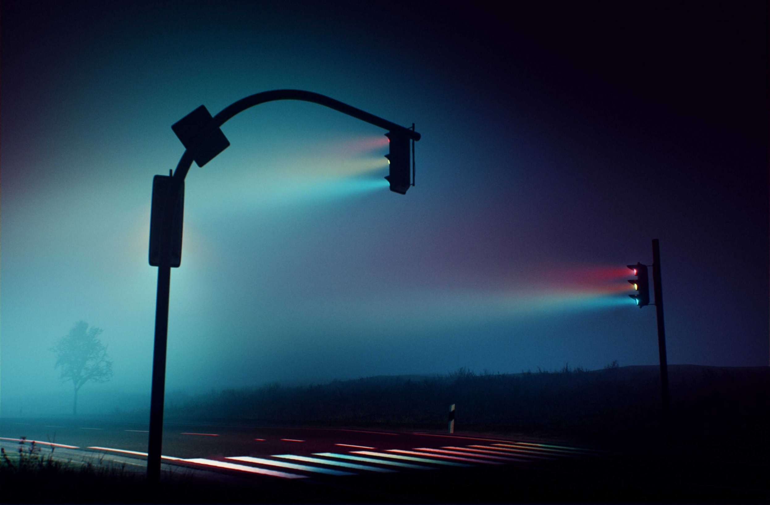 nominated-traffic-lights-in-fog_t20_jo7Q9d.jpg