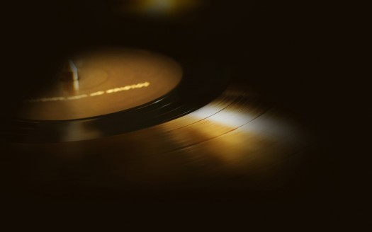 phonograph_record_dark-t2.jpg