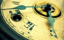 6996408-clock-antique-macro.jpg