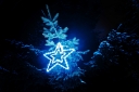 shining-star-of-garlands-outdoor-on-frozen-evening-2021-09-23-21-32-08-utc.JPG