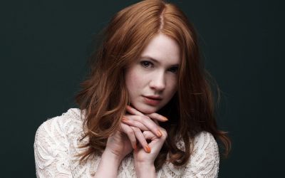 07-Karen-Gillan-as-Amy-Pond.jpg