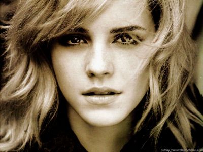 4472805-emma-watson-wallpapers.jpg