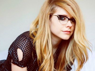 484308_avril-lavigne-hd-wallpapers-hd-wallpapers-pretty_1920x1200_h.jpg