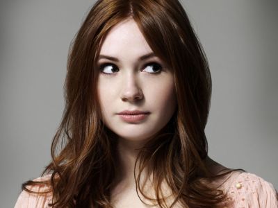 811913-actress-amy-pond-close-up-doctor-who-karen-gillan-long-hair-portraits-redheads-women.jpg