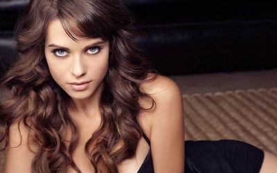 Beautiful-Lyndsy-Fonseca-Wallpaper.jpg