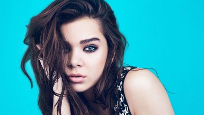 Hailee-Steinfeld-HD-Background-.jpg