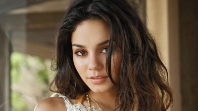 Vanessa-Hudgens-11.jpg