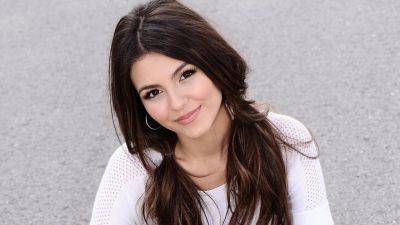 Victoria-Justice-HD-Wallpaper.jpg