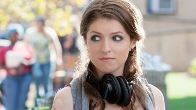 Wide-Picture-of-Anna-Kendrick.jpg