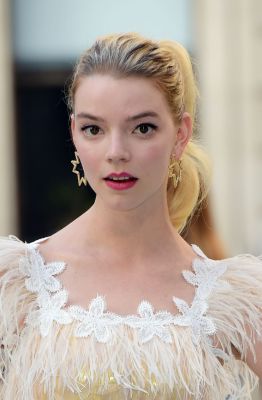 anya-taylor-joy-royal-academy-of-arts-summer-exhibition-preview-party-in-london-06-06-2018-4.jpg