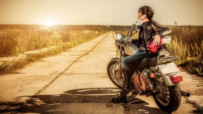 biker-girl-4k-wallpaper~8.jpg