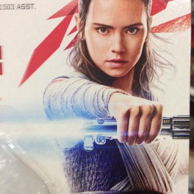 daisy-ridley-star-wars-episode-viii-the-last-jedi-2017-promo-photos-3.jpg