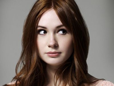 karengillannnn.jpg