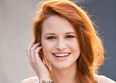 madelaine-petsch-2018-ic-e1517229657641.jpg