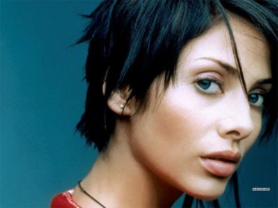 natalie-imbruglia-1024x768-21921.jpg