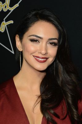 nazanin-boniadi-at-7th-annual-hollywood-domino-and-bovet-1822-gala-in-west-hollywood_2.jpg