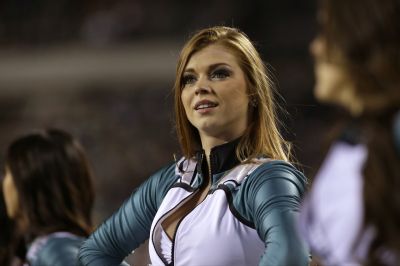 philadelphia-eagles-cheerleaders_pg_600~8.jpg