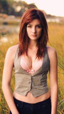 susan-coffey-wide-2160x3840.jpg