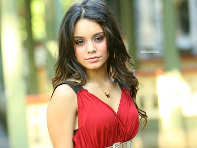 vanessa_hudgens_01.jpg