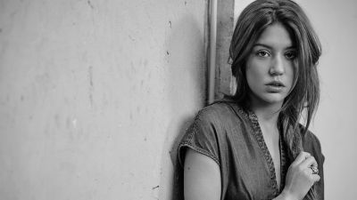 wallpaper-adele-exarchopoulos-1080p.jpg