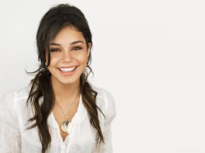 wallpaper-vanessa-anne-hudgens-hd-photo-1280x960.jpg