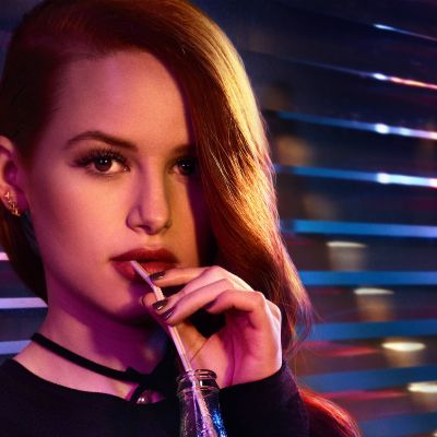 wallpapersden_com_madelaine-petsch-in-riverdale_2248x2248.jpg