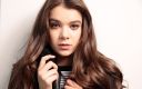 Hailee-Steinfeld-Computer-Wallpaper.jpg