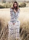 alycia-debnam-carey-photoshoot-for-vogue-australia-june-2016-4.jpg