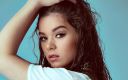 wallpapersden_com_hailee-steinfeld-pitch-perfect-actress-2018_3840x2400.jpg