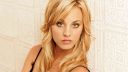 4518104-kaley-cuoco-111655B15D.jpg